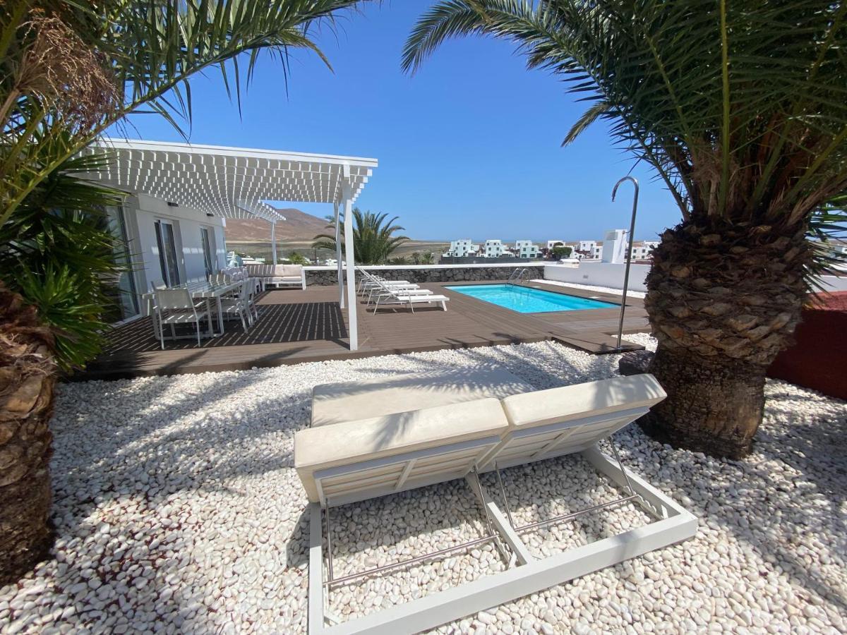 Villa Patricia By Villalia Playa Blanca  Buitenkant foto